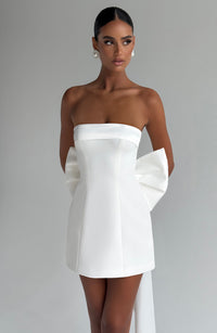 Sofia | Women's Bow Strapless Homecoming Dress