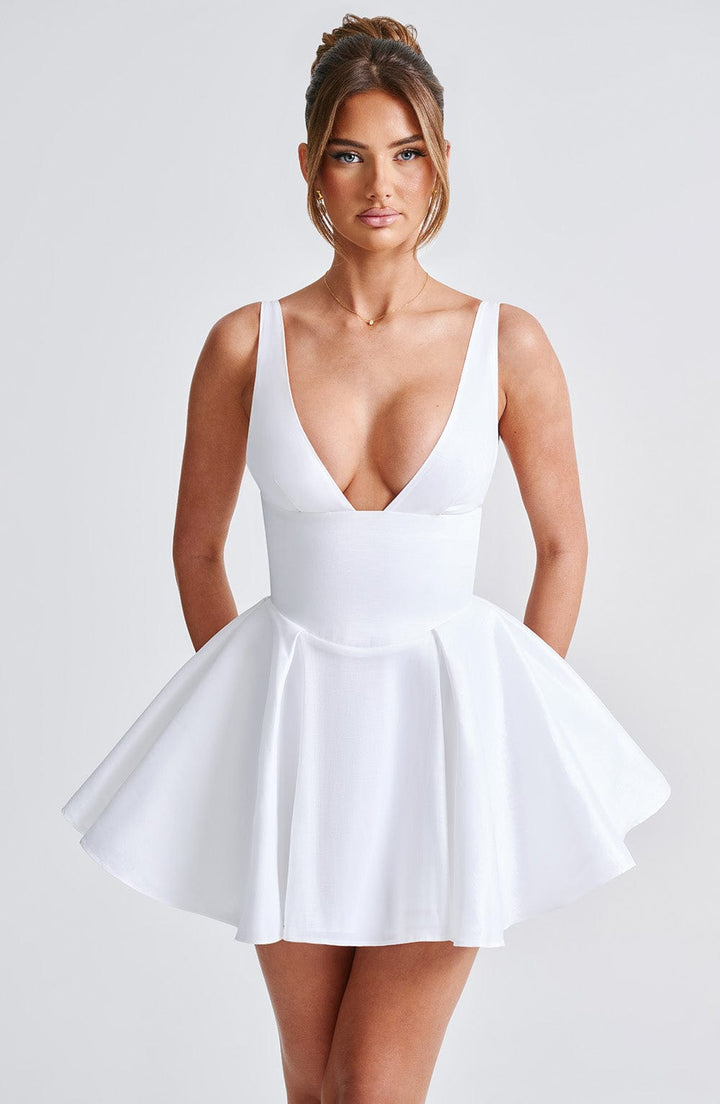 Camila | Women&