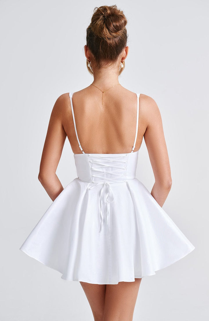 Camila | Women&