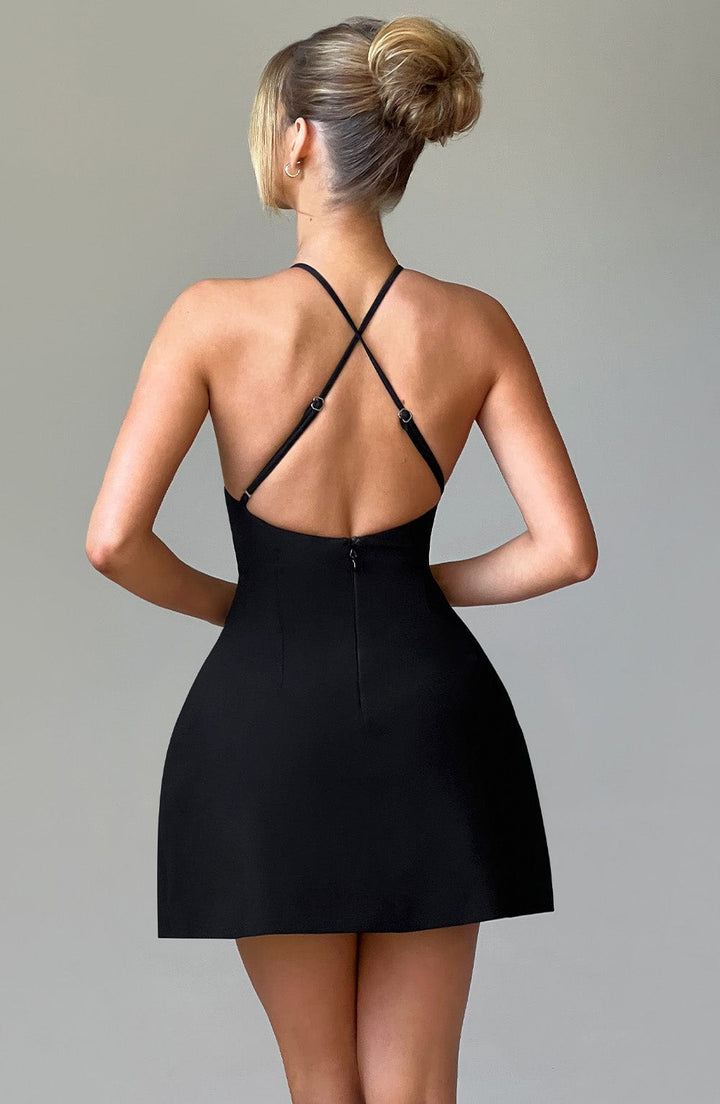 Amelia | Women&