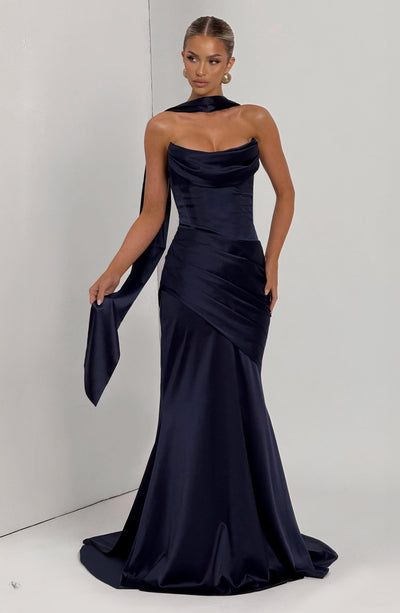 Amelia | Women&