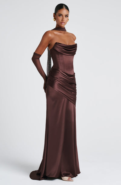 Amelia | Women&