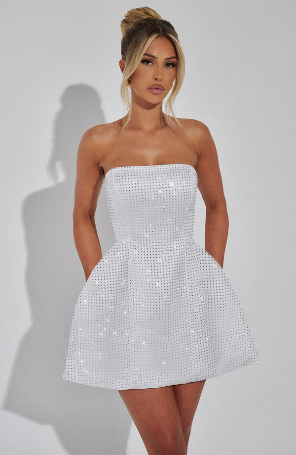 Genevieve | Women&