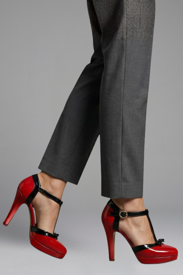 Phoebe | Women&