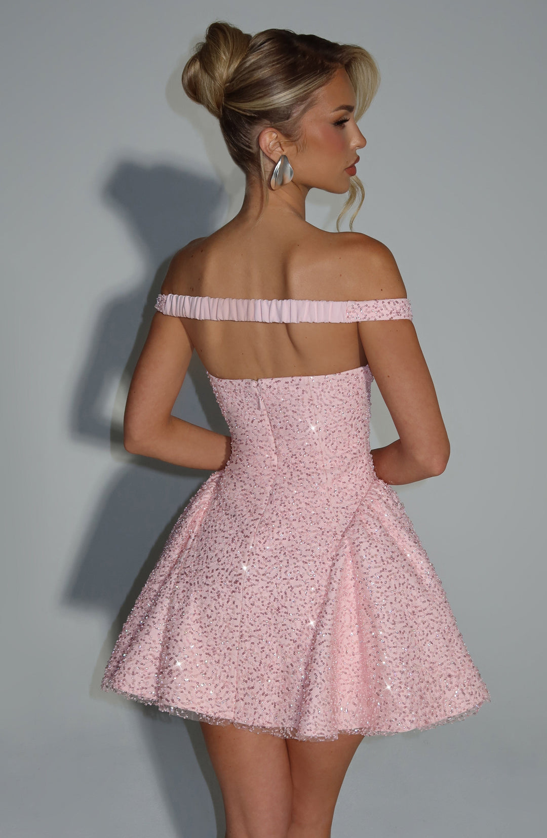 Amelia | Women&