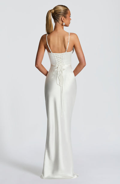 Genevieve | Women&